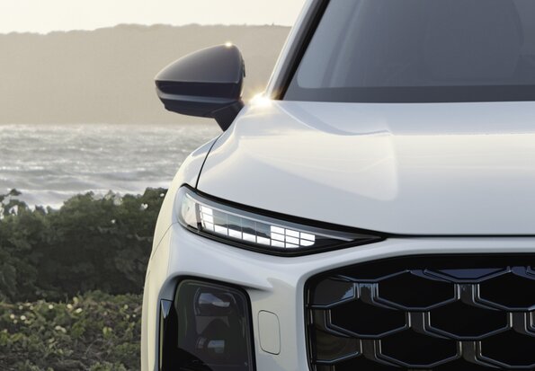 Audi Q3 SUV e hybrid